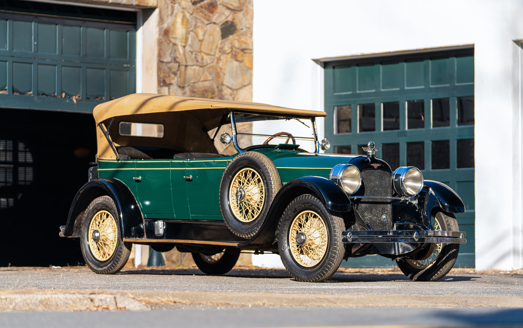 1926 Duesenberg Model A Touring