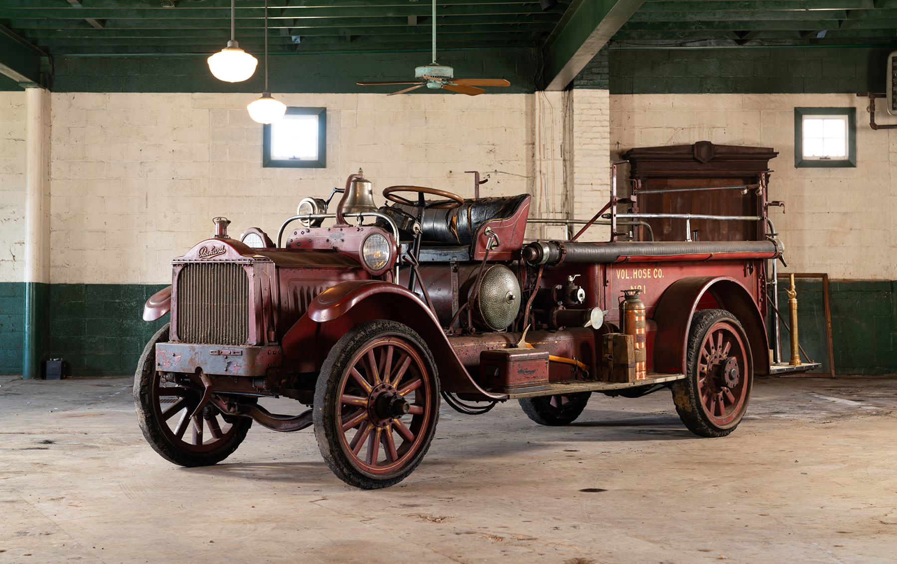1923 Packard Model EC Fire Engine