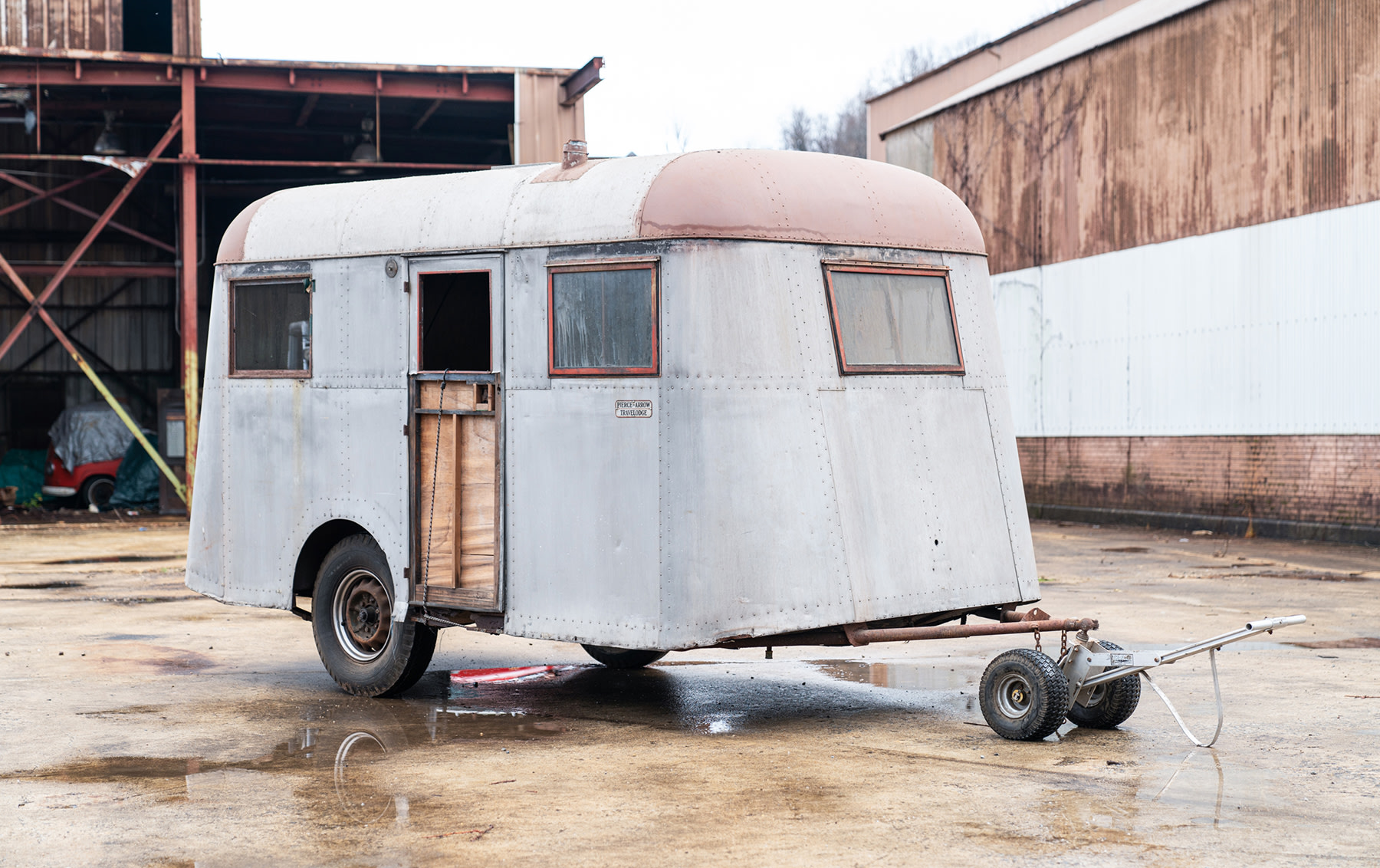 1937 Pierce-Arrow Model C Travelodge