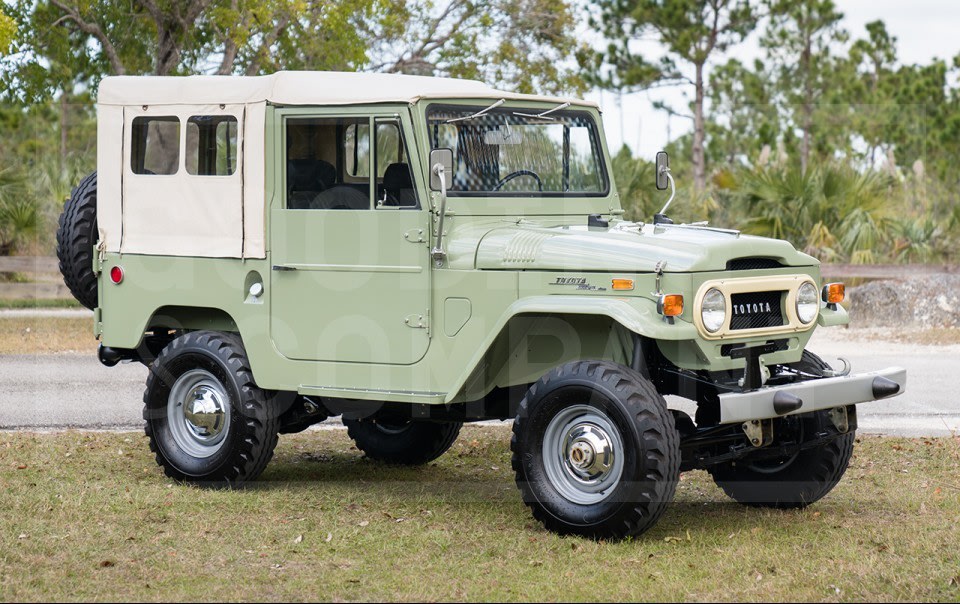 1971 Toyota FJ40 Land Cruiser