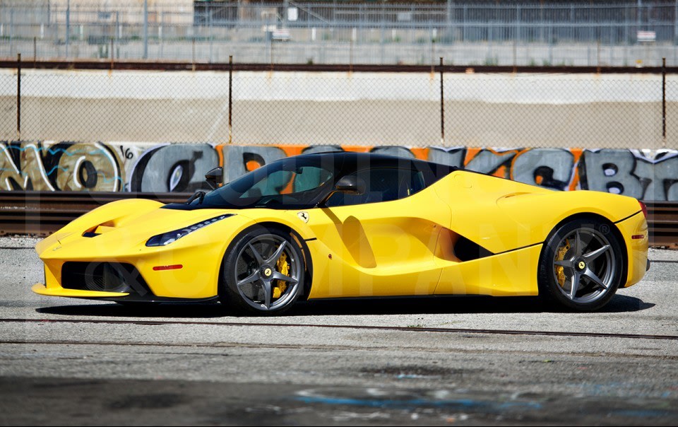 2015 Ferrari LaFerrari-2