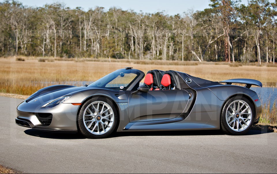 2015 Porsche 918 Spyder