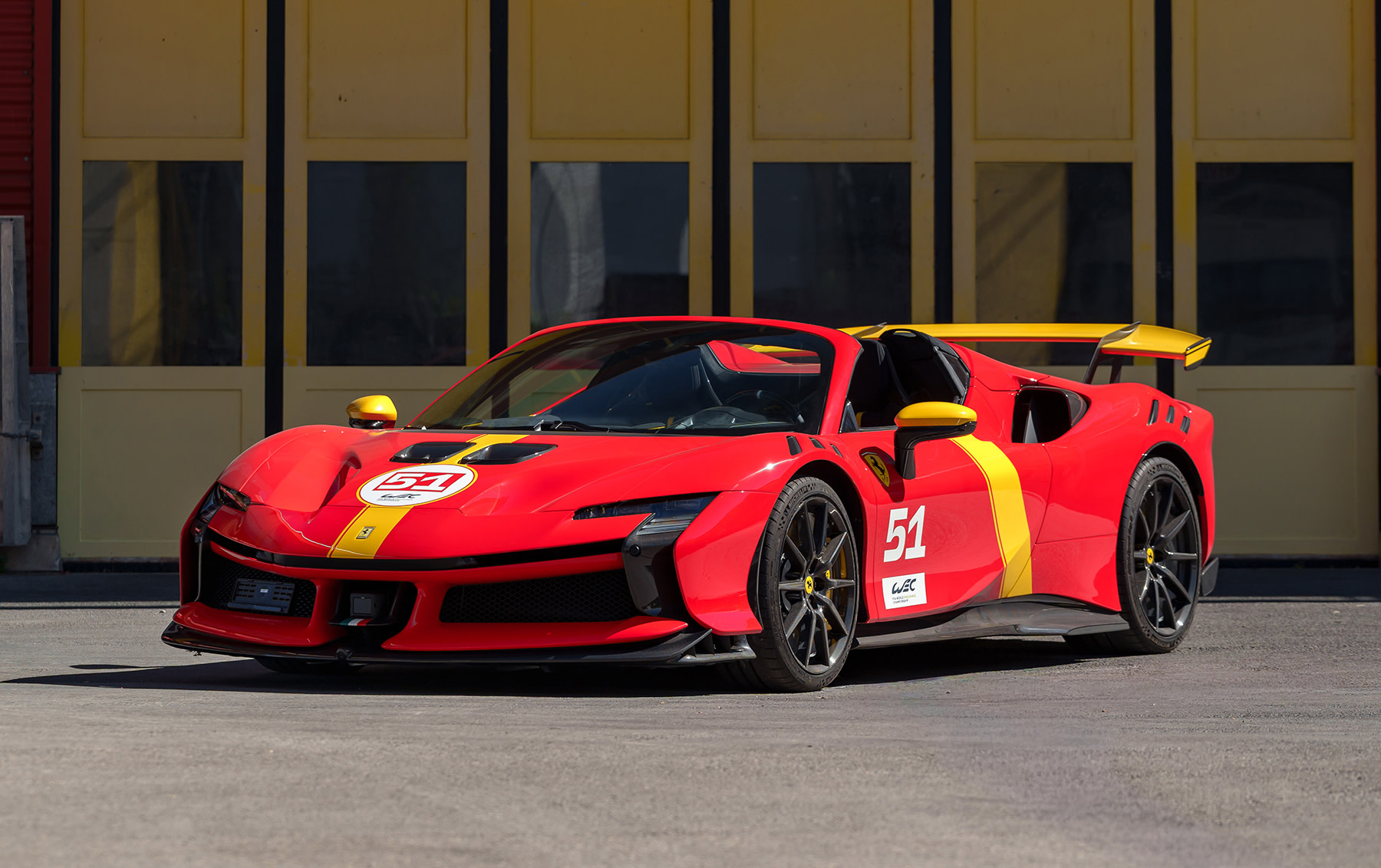 2025 Ferrari SF90 XX Spider — photo 1 of 2