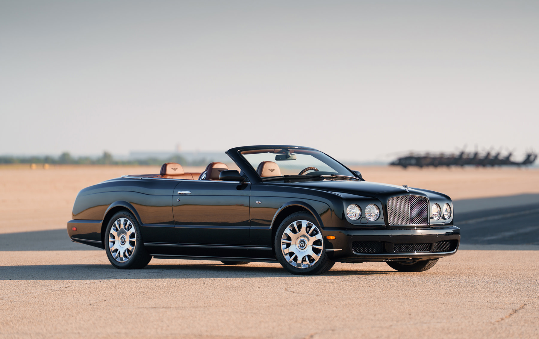 2007 Bentley Azure — photo 1 of 1