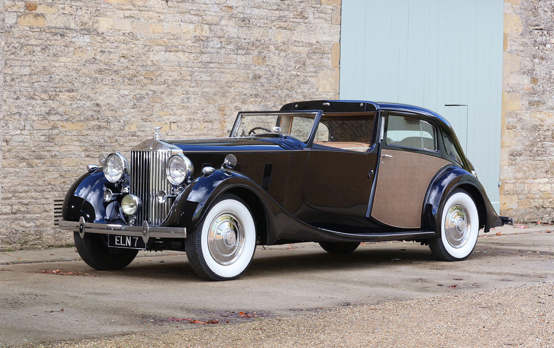1937 Rolls-Royce Phantom III Sedanca de Ville — photo 1 of 1