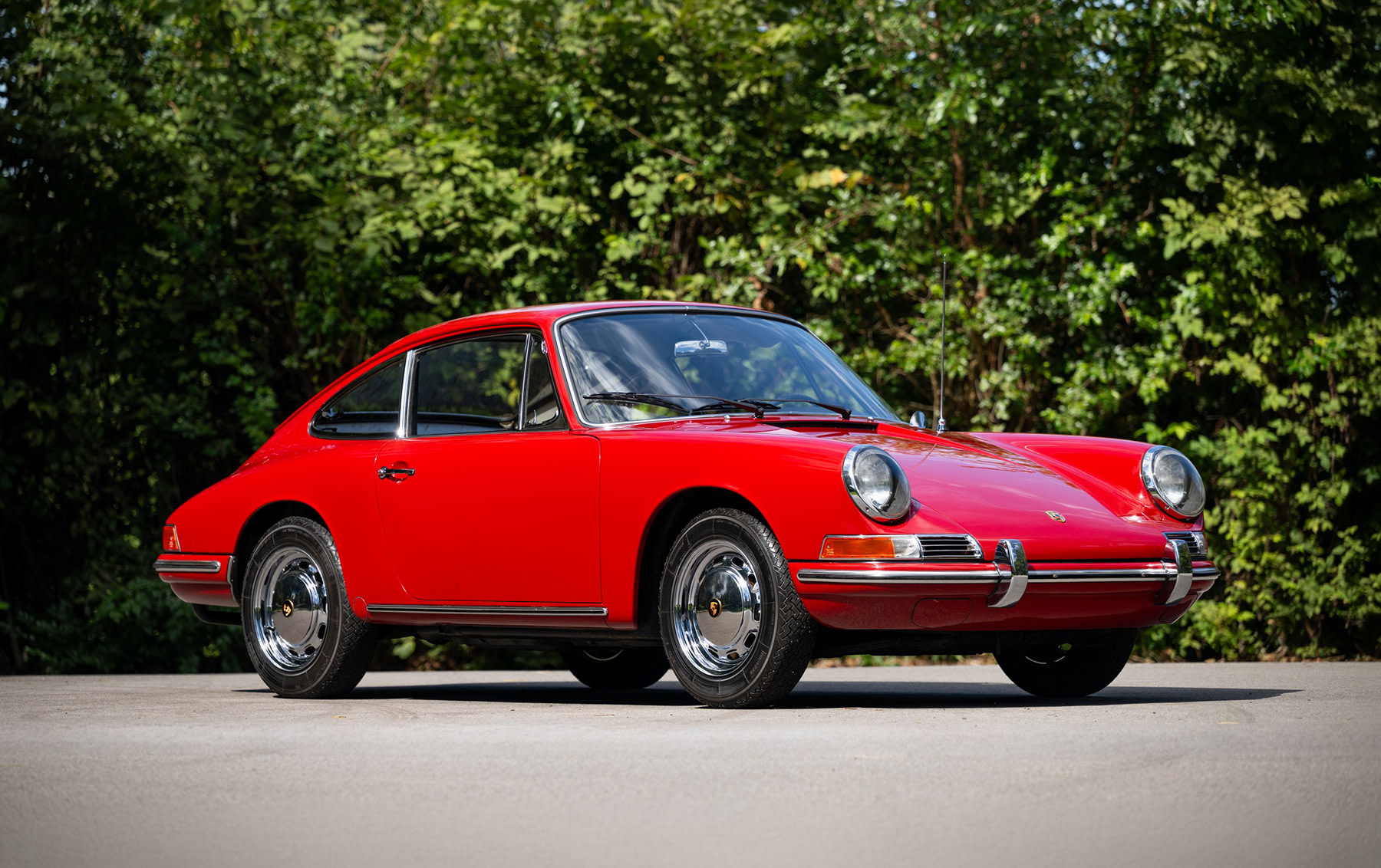 1967 Porsche 911 — photo 1 of 1