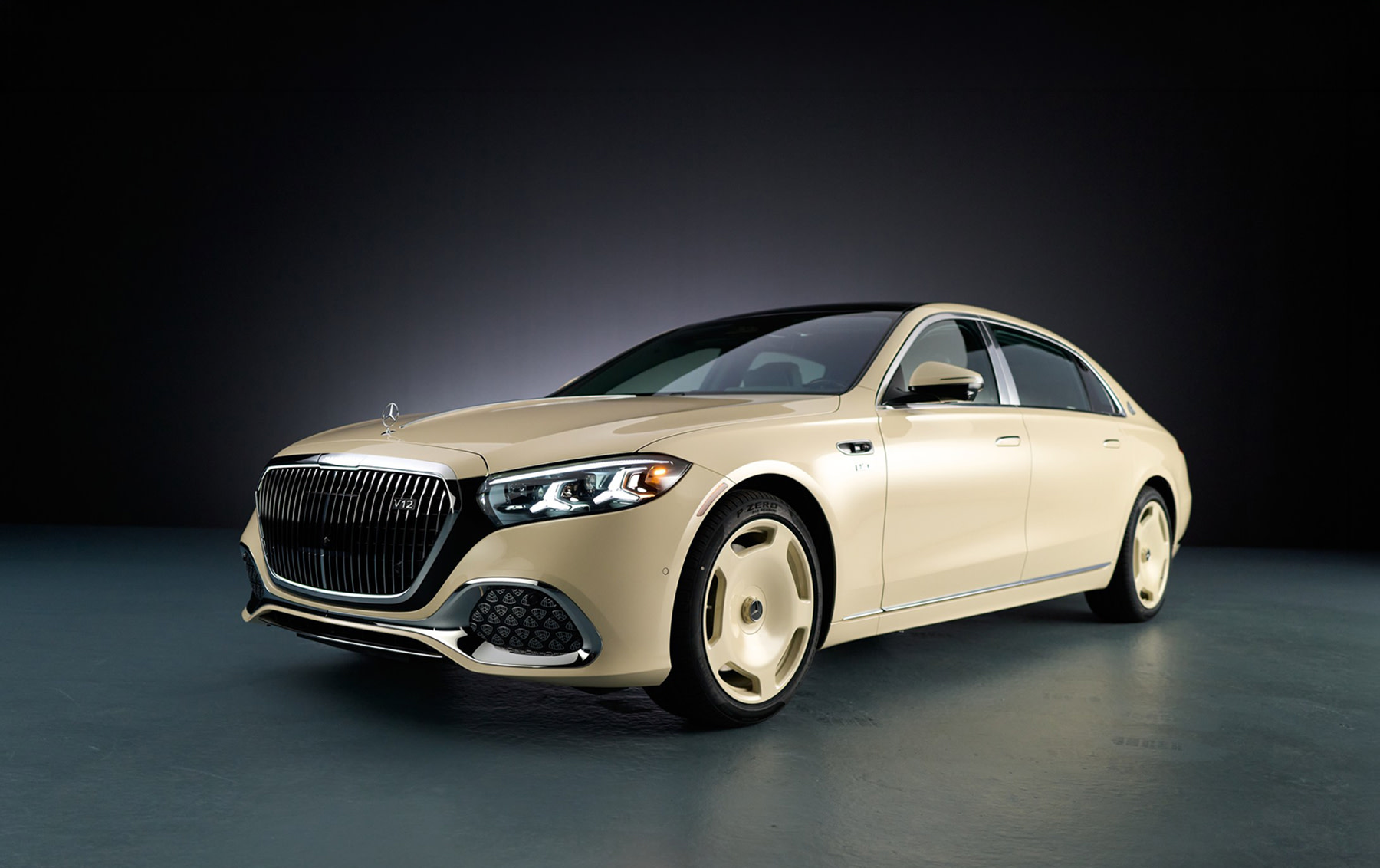 2027 Mercedes-Maybach S 680 — photo 1 of 1