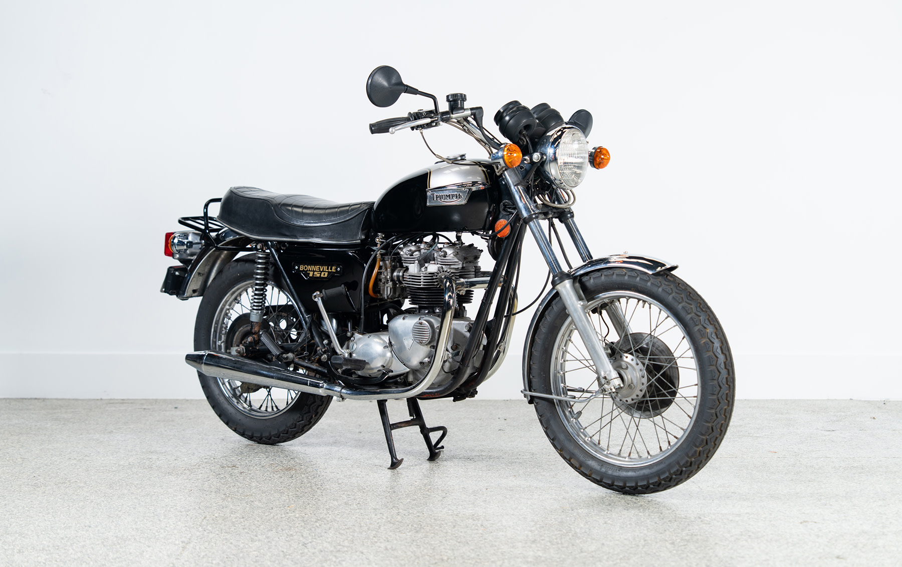 1979 Triumph Bonneville T140 — photo 1 of 1
