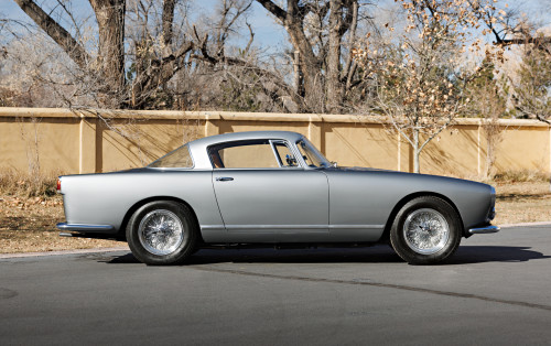 photo FERRARI 330 GT 2+2 coupé 1963