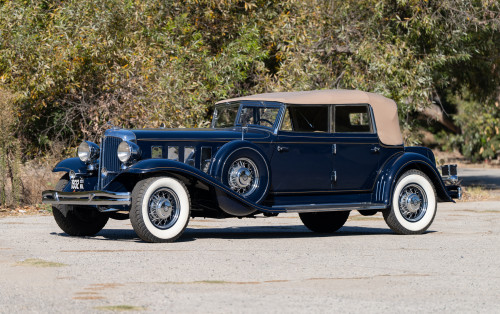 1932 Chrysler CL Imperial Custom Convertible Sedan