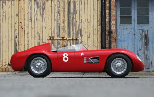 Maßgeschneiderte Autoabdeckung passend für Maserati 3500 1959-1964 indoor  (12 farben) mit Spiegeltaschen, OEM-Qualität und Passform